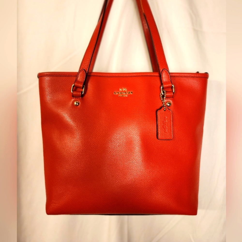 Coach Zip Top Tote in Crossgrain Leather (F36632) - Imitation Gold/Carmine
